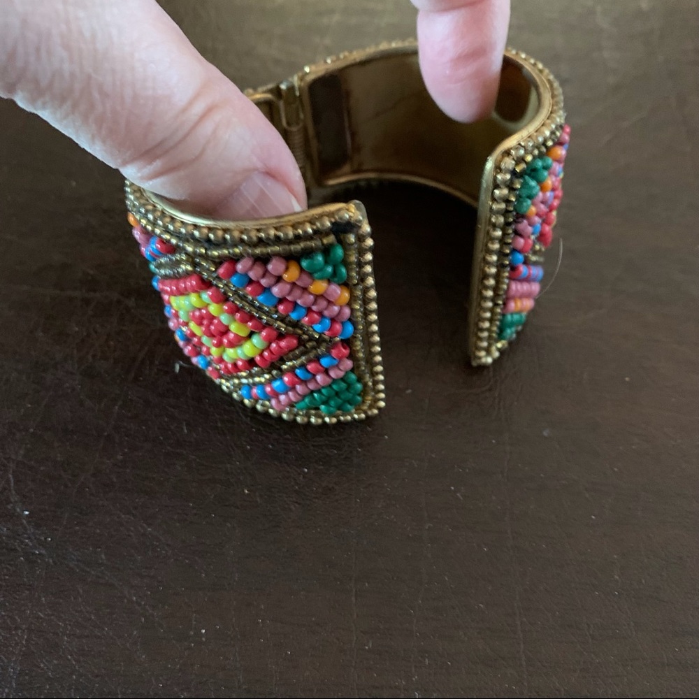Woman’s cuff - Picture 5 of 5